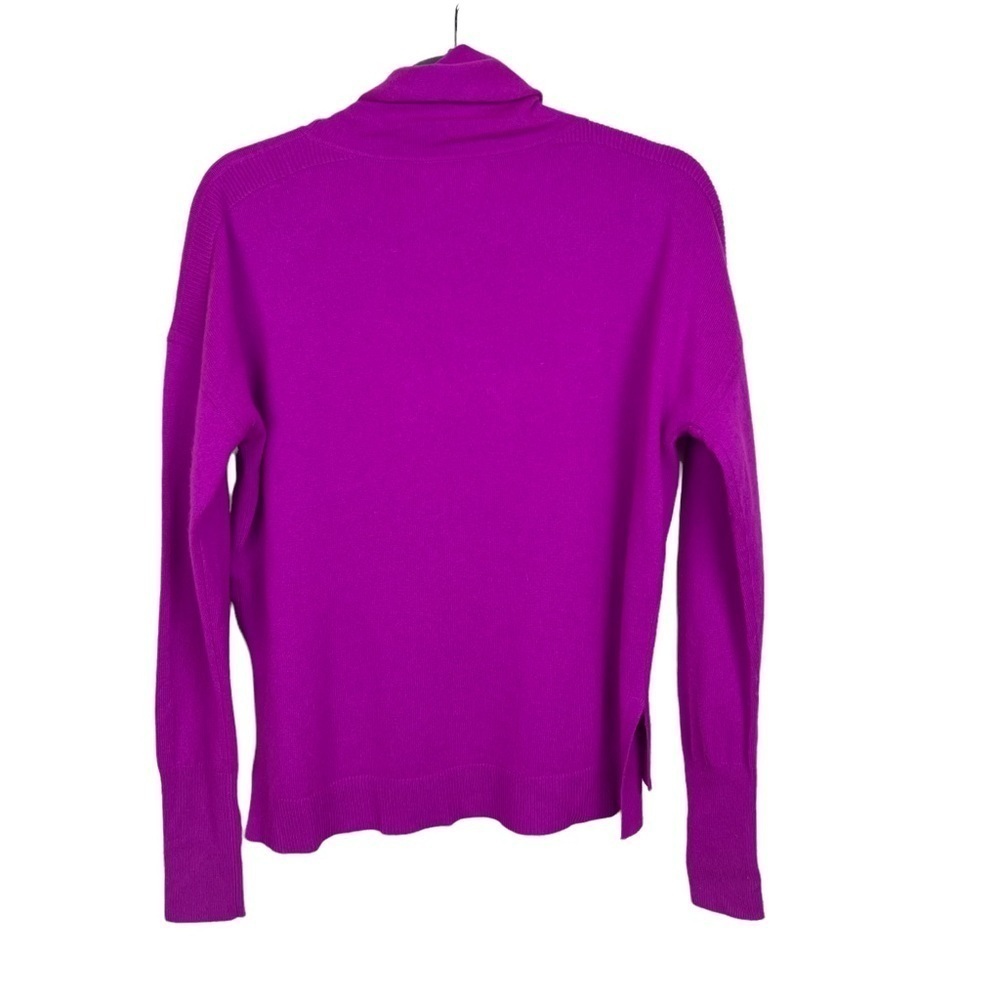 Vineyard Vines Roll Neck Pocket Sweater - Picture 3 of 7